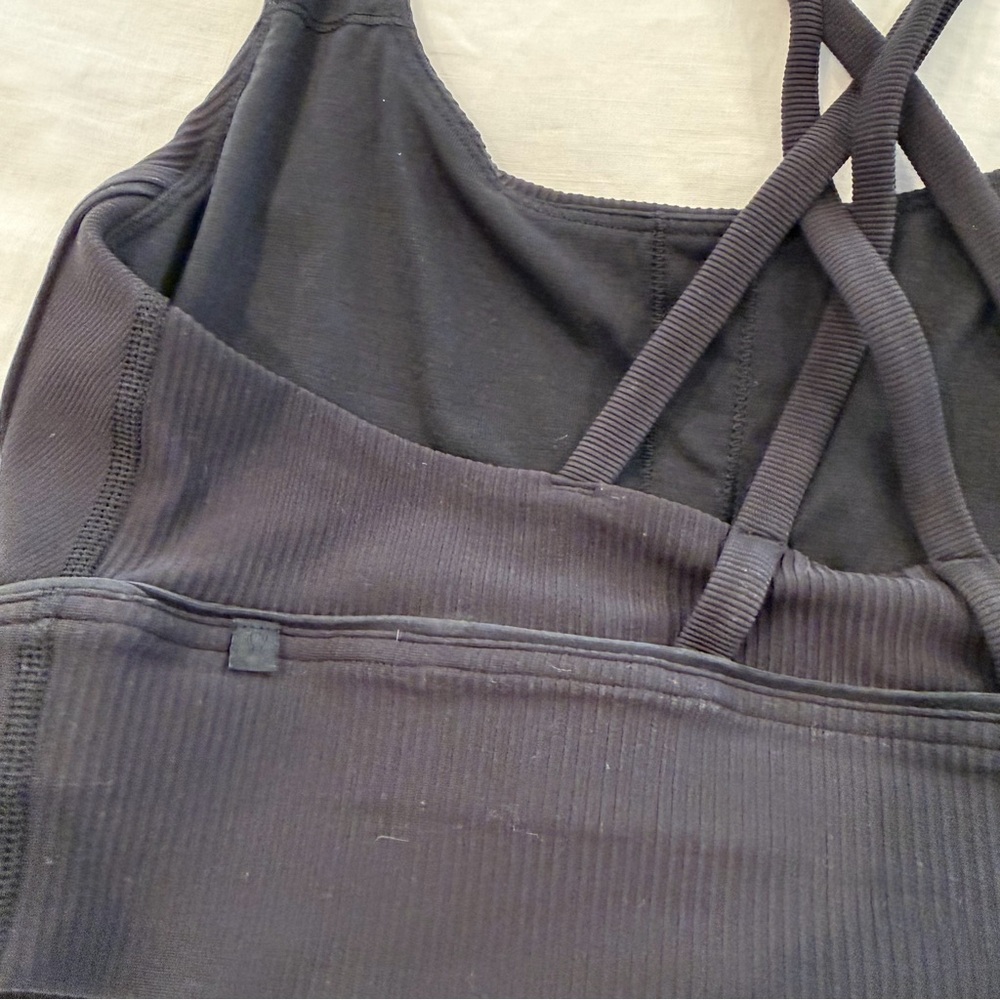Lululemon Energy Longline Bra in Black and Army Green - Picture 10 of 12